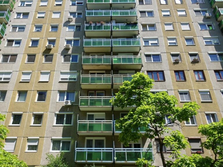 hungary-2671799_1920_1024